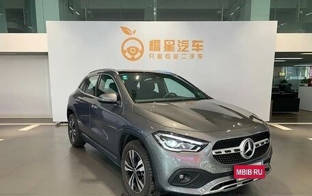 Mercedes-Benz GLA, 2022 год, 4 100 000 рублей, 2 фотография