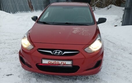 Hyundai Solaris II рестайлинг, 2011 год, 615 000 рублей, 5 фотография