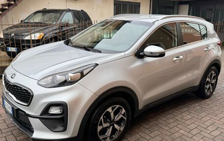 KIA Sportage IV рестайлинг, 2021 год, 2 065 000 рублей, 3 фотография