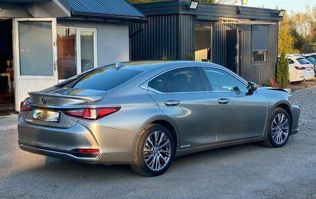 Lexus ES VII, 2021 год, 3 270 000 рублей, 7 фотография