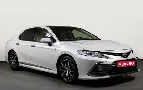 Toyota Camry, 2022 год, 3 898 000 рублей, 3 фотография