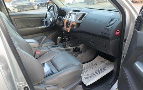 Toyota Hilux VII, 2013 год, 2 700 000 рублей, 7 фотография