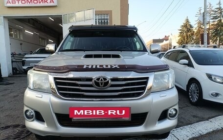 Toyota Hilux VII, 2013 год, 2 700 000 рублей, 2 фотография