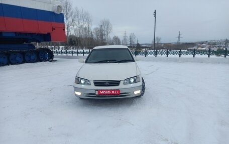 Toyota Camry, 2001 год, 560 000 рублей, 1 фотография