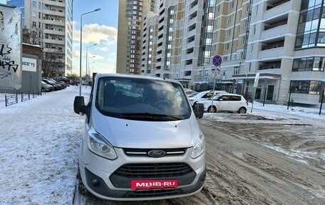 Ford Tourneo Custom I рестайлинг, 2013 год, 1 700 000 рублей, 2 фотография