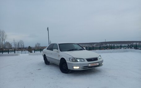 Toyota Camry, 2001 год, 560 000 рублей, 3 фотография