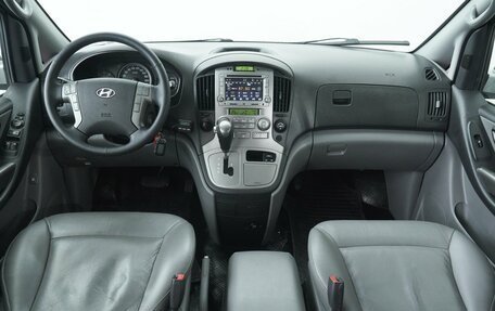 Hyundai Grand Starex Grand Starex I рестайлинг 2, 2012 год, 1 365 000 рублей, 15 фотография