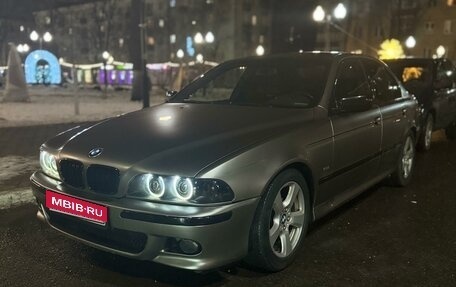 BMW 5 серия, 2002 год, 900 000 рублей, 4 фотография