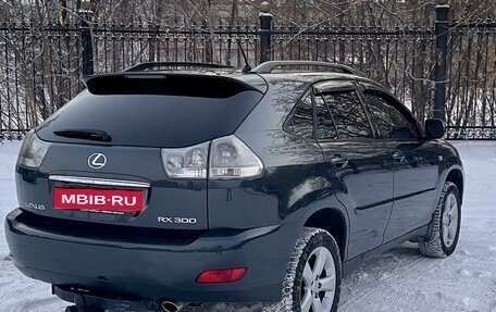 Lexus RX II рестайлинг, 2004 год, 1 690 000 рублей, 17 фотография