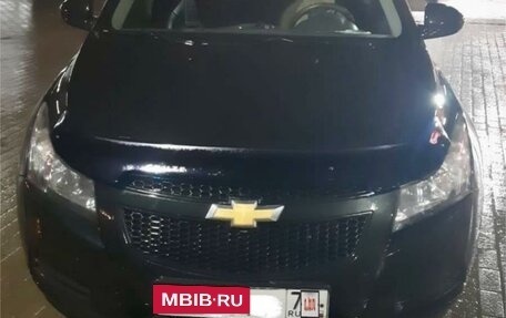 Chevrolet Cruze II, 2010 год, 600 000 рублей, 4 фотография