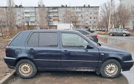 Volkswagen Golf III, 1997 год, 380 000 рублей, 2 фотография