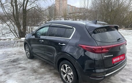 KIA Sportage IV рестайлинг, 2018 год, 1 990 000 рублей, 4 фотография