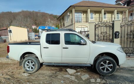 Nissan Navara (Frontier), 2010 год, 1 650 000 рублей, 3 фотография