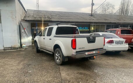 Nissan Navara (Frontier), 2010 год, 1 650 000 рублей, 5 фотография