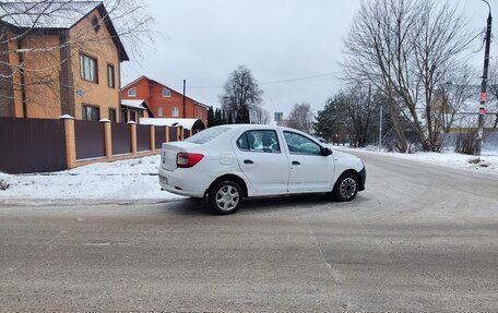 Renault Logan II, 2015 год, 320 000 рублей, 3 фотография