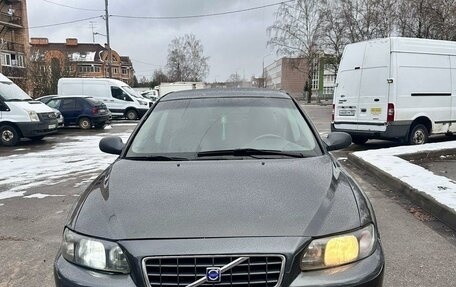 Volvo S60 III, 2001 год, 460 000 рублей, 13 фотография