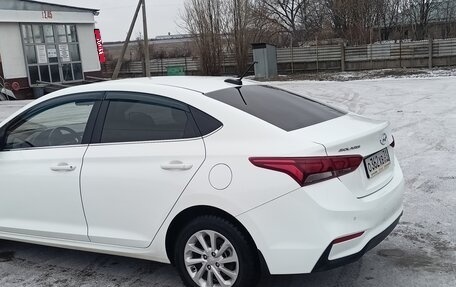 Hyundai Solaris II рестайлинг, 2018 год, 1 550 000 рублей, 6 фотография