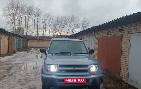 Mitsubishi Pajero iO, 1998 год, 565 000 рублей, 4 фотография