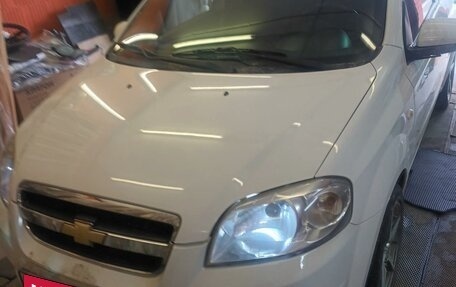 Chevrolet Aveo III, 2009 год, 515 000 рублей, 2 фотография