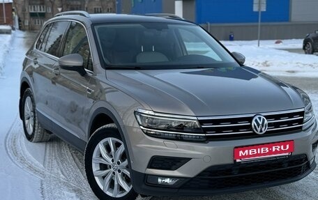 Volkswagen Tiguan II, 2018 год, 3 070 000 рублей, 2 фотография