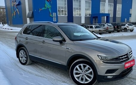 Volkswagen Tiguan II, 2018 год, 3 070 000 рублей, 5 фотография