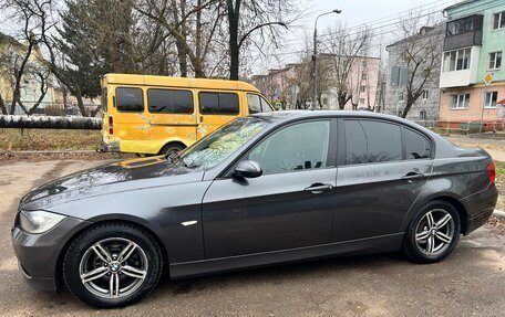 BMW 3 серия, 2007 год, 1 000 000 рублей, 14 фотография