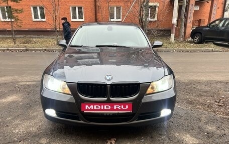 BMW 3 серия, 2007 год, 1 000 000 рублей, 4 фотография