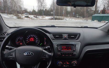 KIA Rio III рестайлинг, 2013 год, 1 000 000 рублей, 7 фотография