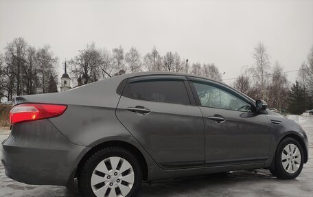 KIA Rio III рестайлинг, 2013 год, 1 000 000 рублей, 24 фотография