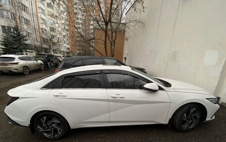 Hyundai Elantra, 2023 год, 2 350 000 рублей, 9 фотография