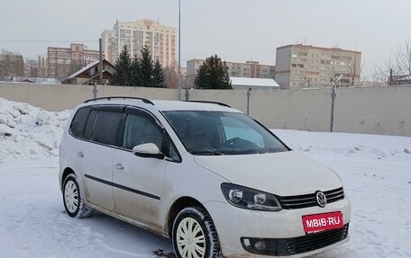 Volkswagen Touran III, 2012 год, 1 640 000 рублей, 9 фотография