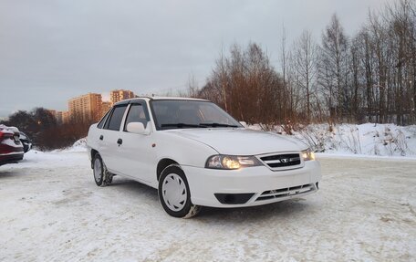 Daewoo Nexia I рестайлинг, 2010 год, 290 000 рублей, 3 фотография