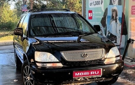 Lexus RX IV рестайлинг, 2001 год, 880 000 рублей, 1 фотография