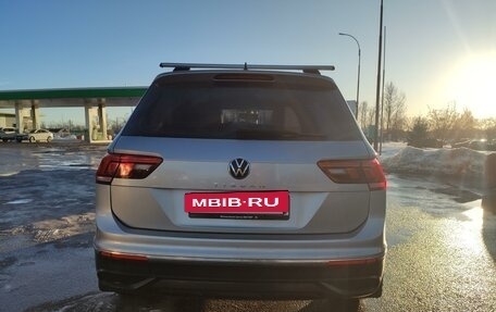 Volkswagen Tiguan II, 2020 год, 2 500 000 рублей, 3 фотография