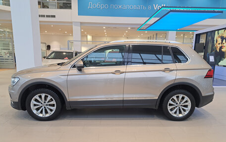 Volkswagen Tiguan II, 2017 год, 2 280 000 рублей, 10 фотография