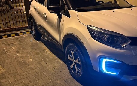 Renault Kaptur I рестайлинг, 2017 год, 1 250 000 рублей, 3 фотография