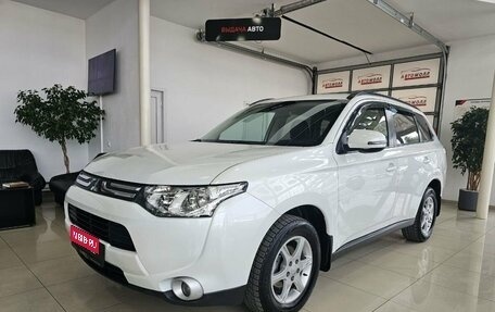 Mitsubishi Outlander III рестайлинг 3, 2013 год, 1 879 000 рублей, 1 фотография