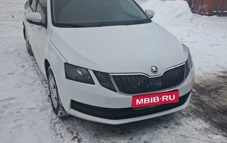 Skoda Octavia, 2017 год, 1 330 000 рублей, 4 фотография