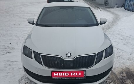 Skoda Octavia, 2017 год, 1 330 000 рублей, 8 фотография