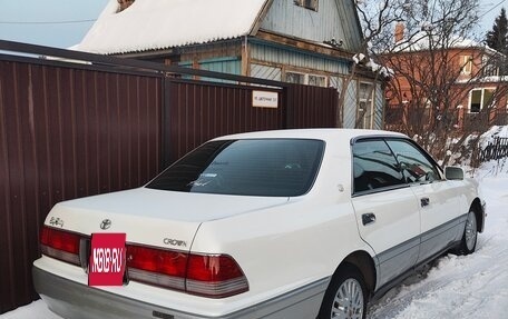 Toyota Crown, 1999 год, 750 000 рублей, 2 фотография