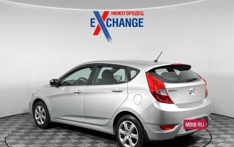 Hyundai Solaris II рестайлинг, 2012 год, 945 000 рублей, 6 фотография