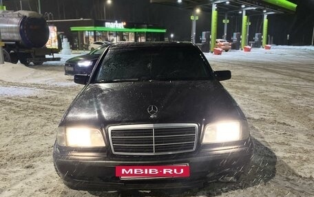 Mercedes-Benz C-Класс, 1999 год, 260 000 рублей, 2 фотография