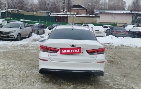 KIA Optima IV, 2018 год, 2 100 000 рублей, 2 фотография