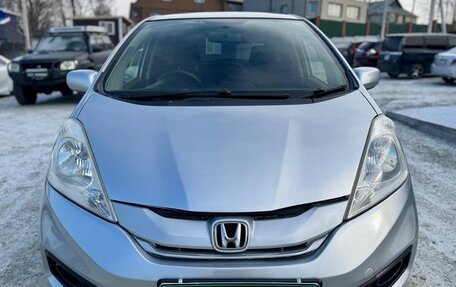 Honda Fit Shuttle I рестайлинг, 2013 год, 890 000 рублей, 3 фотография