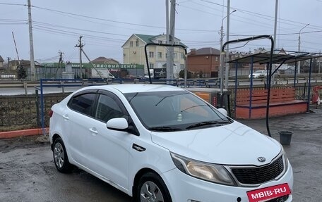 KIA Rio III рестайлинг, 2014 год, 750 000 рублей, 3 фотография