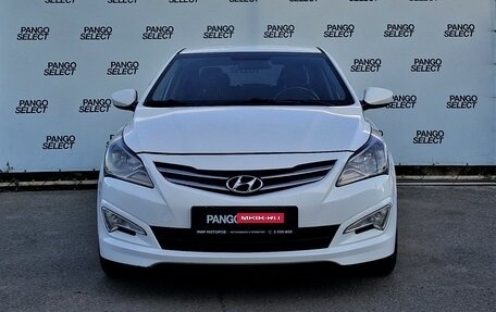 Hyundai Solaris II рестайлинг, 2015 год, 1 070 000 рублей, 2 фотография