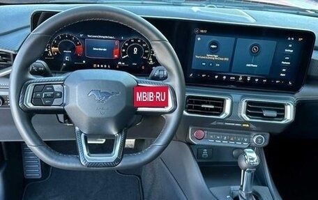 Ford Mustang, 2025 год, 7 100 000 рублей, 8 фотография