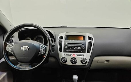 KIA cee'd I рестайлинг, 2009 год, 850 000 рублей, 10 фотография