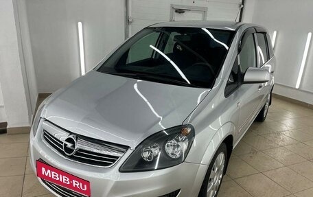 Opel Zafira B, 2011 год, 1 090 000 рублей, 1 фотография