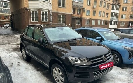 Volkswagen Touareg III, 2012 год, 2 800 000 рублей, 2 фотография